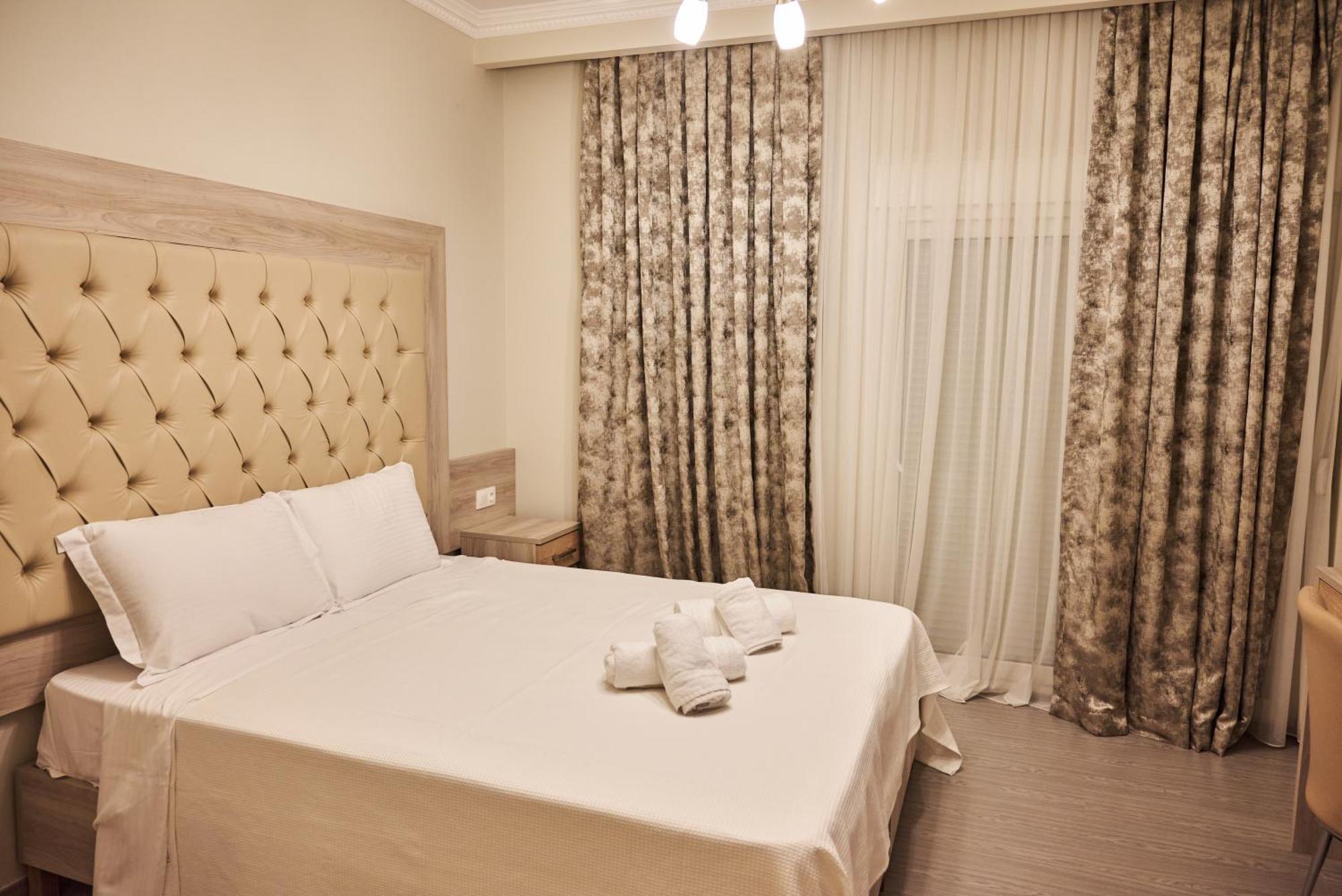 Famissi Suites 2 Kalambaka Exteriér fotografie