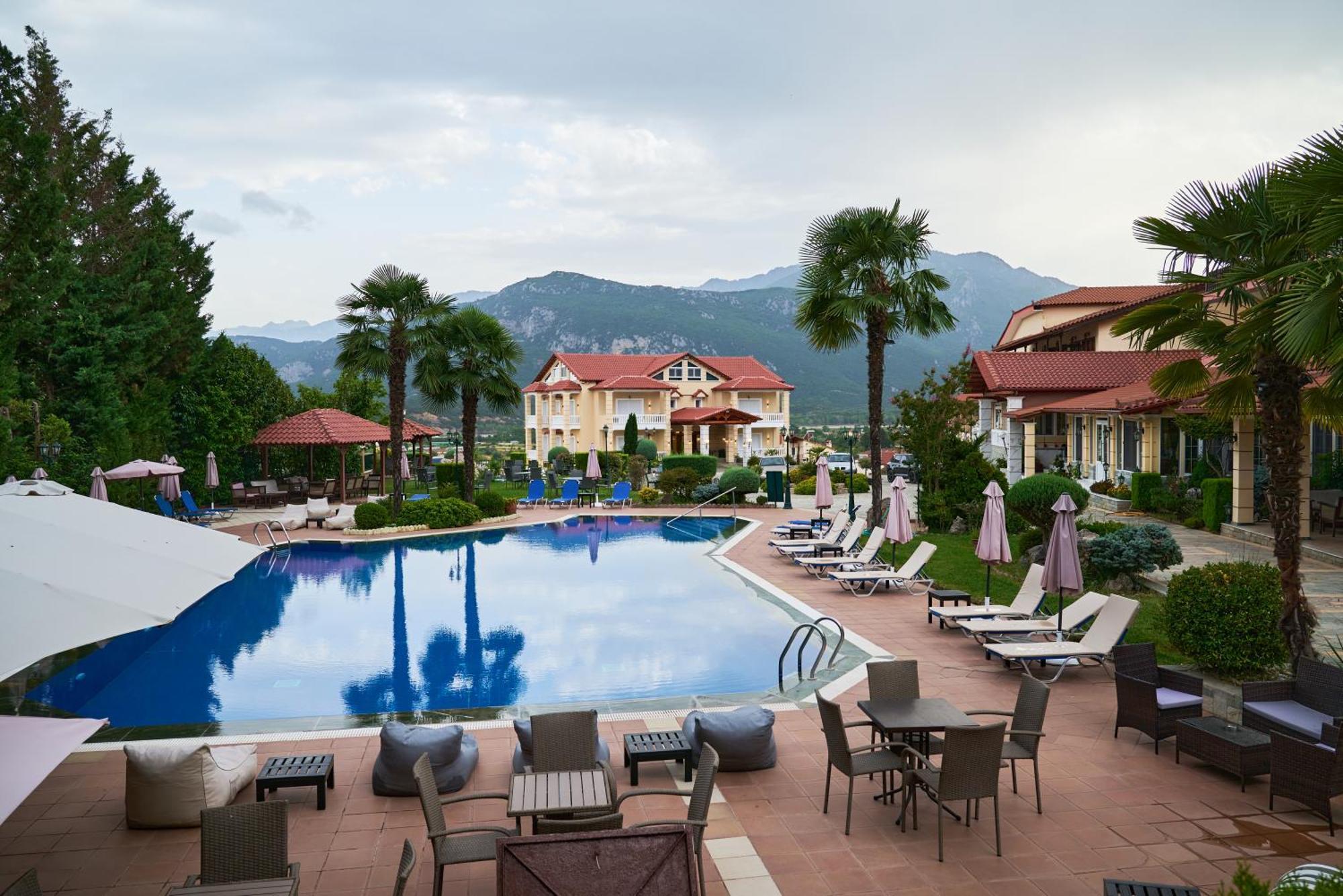 Famissi Suites 2 Kalambaka Exteriér fotografie