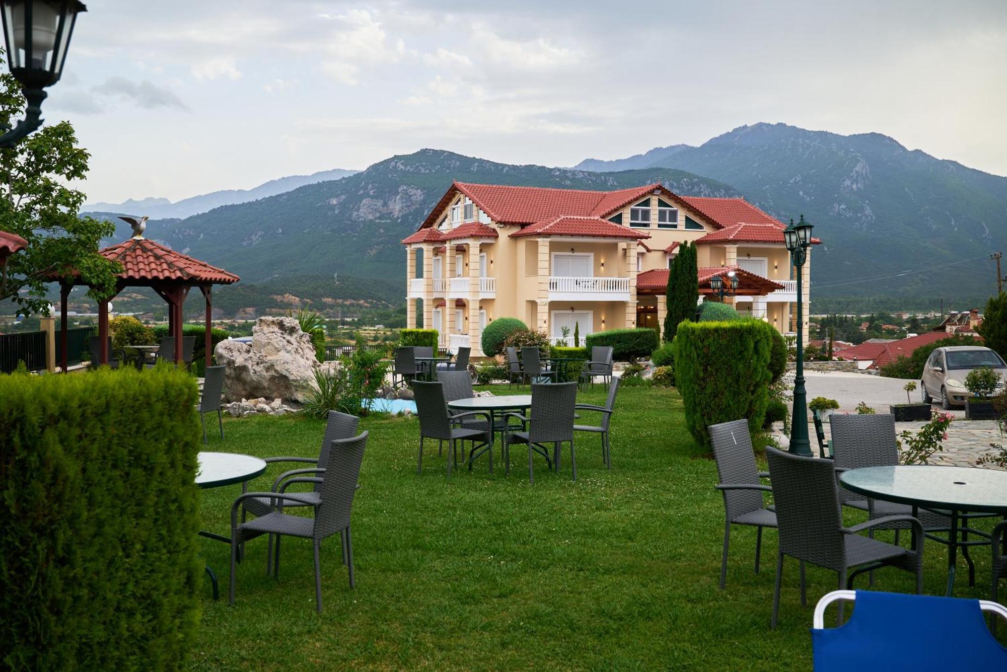 Famissi Suites 2 Kalambaka Exteriér fotografie